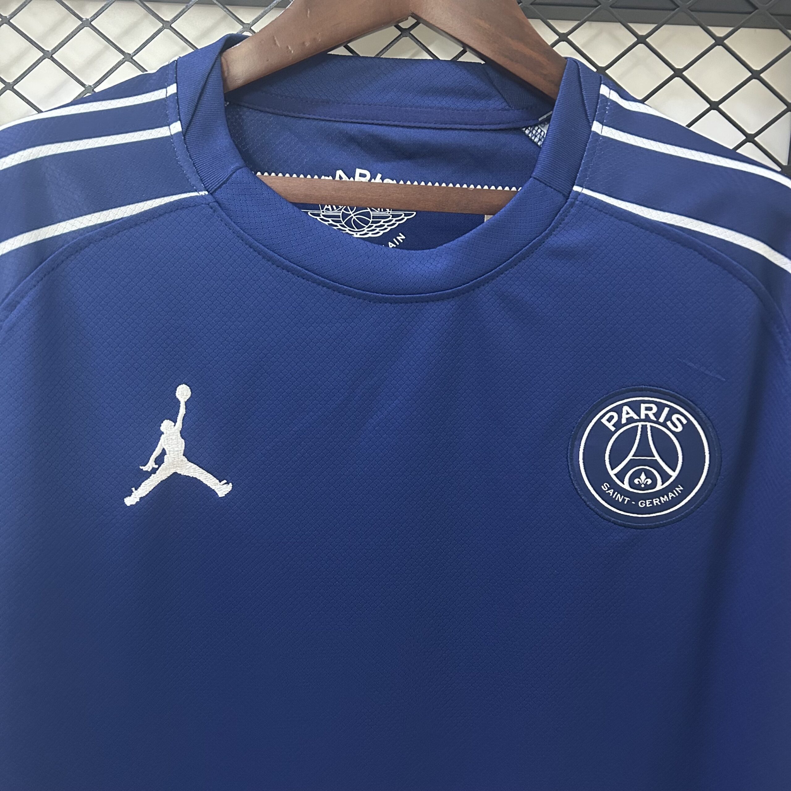 Camiseta PSG 24-25 Cuarta Manga Larga - Imagen 2